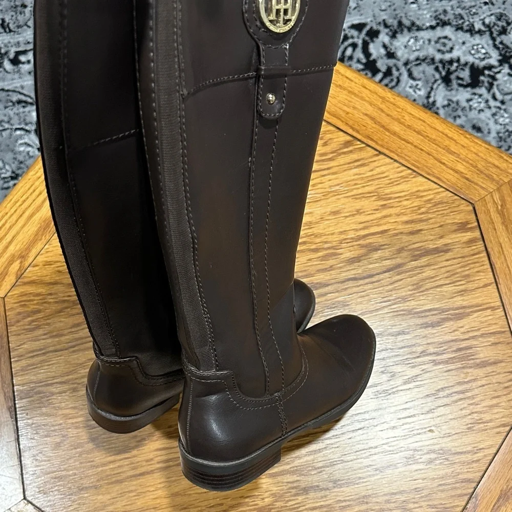*TOMMY HILFIGER* Brown x Gold Knee-High Riding Boots Size 6.5